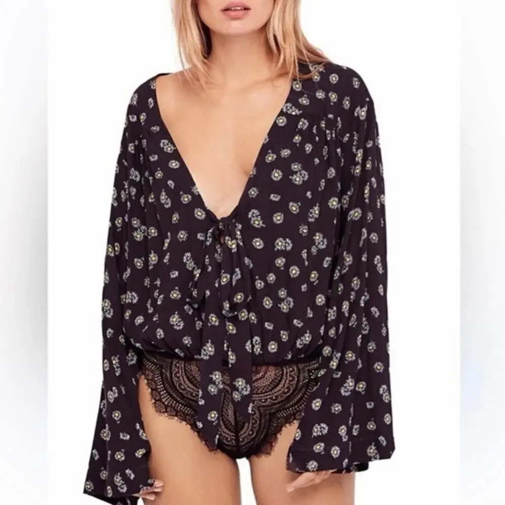 Free People Intimately Daisy Floral Lace Deep V Bodysuit Small